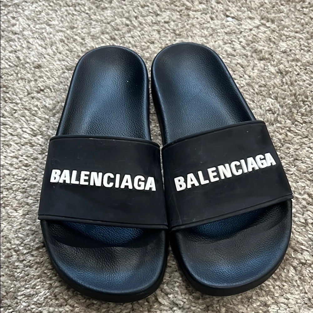balenciaga slides